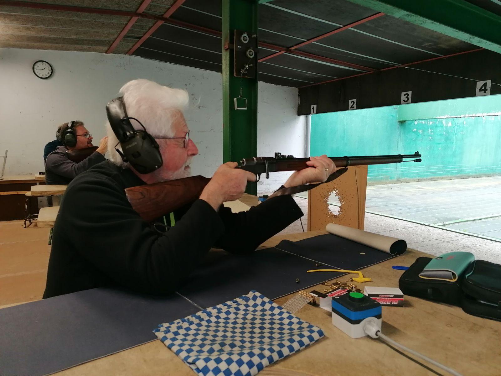 JP avec une LEBEL Buffalo 1900